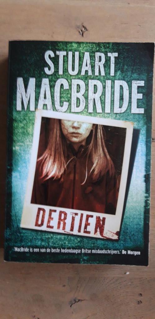 Thrillers - Stuart MacBride, Boeken, Thrillers, Gelezen, Nederland, Ophalen of Verzenden