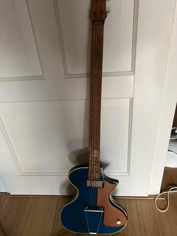 Zelfbouw Gitaar beschikbaar voor biedingen