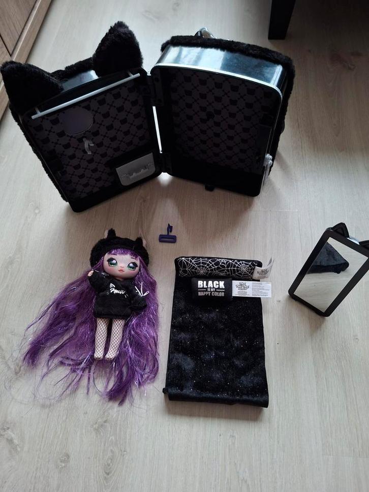 NanaNa Surprise Pop incl. Koffer, Kinderen en Baby's, Speelgoed | Poppen, Gebruikt, Babypop, Ophalen of Verzenden