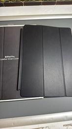 Apple iPad Pro 12.9’  Leather Smart Cover Black, 13 inch of meer, Apple, Nieuw, Bescherming voorkant