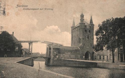 Zierikzee, Zuidhavenpoort met Wipbrug  129175, Verzamelen, Ansichtkaarten | Nederland, Ongelopen, Zeeland, Ophalen of Verzenden
