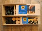 Schaakbord met schaakstukken en damschijven., Hobby en Vrije tijd, Gezelschapsspellen | Bordspellen, Longfield., Ophalen of Verzenden