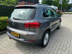 Volkswagen Tiguan 1.4 TSI Sport&Style trekhaak, cruise, navi, Auto's, Euro 5, Stof, Zwart, 160 pk