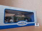 BMW 2000 (Typ121) 1966 Donkergroen - MCG 1:18, Overige merken, MCG, Auto, Nieuw