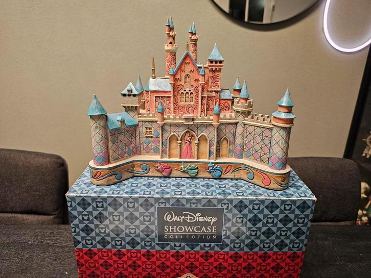 Jim Shore True Love's Castle Disney Traditions beeld compl., Verzamelen, Disney, Zo goed als nieuw, Beeldje of Figuurtje, Overige figuren