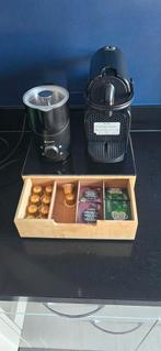 Nespresso Magimix koffie apparaat met melkschuimer., Witgoed en Apparatuur, Koffiezetapparaten, Ophalen, Espresso apparaat, Zo goed als nieuw