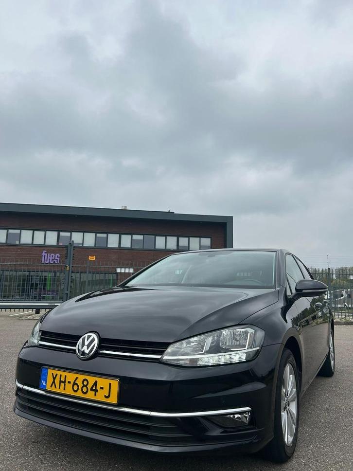 VW Golf Comfortline 1.0 TSI 115pk 2019 Zwart NL+Dealer ondh., Auto's, Volkswagen, Particulier, Golf, ABS, Adaptieve lichten, Adaptive Cruise Control