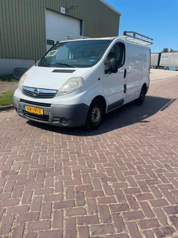 Opel Vivaro 2010 goede werk auto beschikbaar voor biedingen