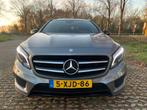 MB GLA  115KW Aut7 2014 Grijs NLauto NAP Panorama AMG, Auto's, Mercedes-Benz, 65 €/maand, USB, 715 kg, Bedrijf