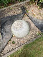 Waterornament bol +- 25 cm, Tuin en Terras, Waterpartijen en Fonteinen, Ophalen, Zo goed als nieuw, Beton, Waterornament