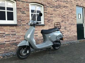 LA SOURIS SOURINI BROM BJ 2023 KM 5300 TOSCANA VX50 VX RIVA beschikbaar voor biedingen