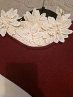 "De kleur is donkerrood en het overhemd is beige, Kleding | Dames, Bodywarmers, Ophalen of Verzenden, Zo goed als nieuw, Maat 42/44 (L)