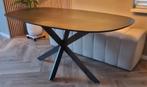 Mooie zwarte organische eettafel met stalen matrixpoot, Huis en Inrichting, Tafels | Eettafels, Ophalen, Gebruikt, 50 tot 100 cm