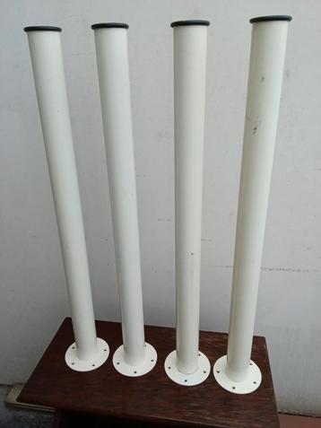 Tafelpoten 70cm. beschikbaar voor biedingen