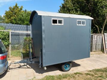 Mooie WC wagen toiletwagen gebruik klaar schaftwagen keet wc beschikbaar voor biedingen