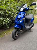 Piaggo zip brom iGet 4t Candy blue full!, Ophalen, Zo goed als nieuw, Benzine, Zip