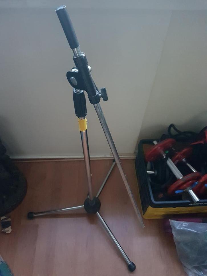 VerschillendeVintage Microfoon standaarden, Muziek en Instrumenten, Standaards, Gebruikt, Instrumentstandaard, Microfoon, Ophalen