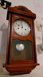 Antieke Wandklok met Slinger en dong, Ophalen