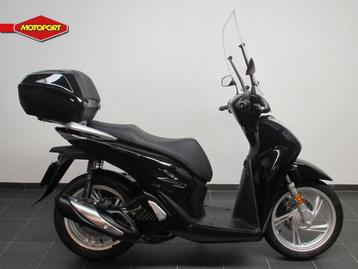 Honda SH 150I ABS (bj 2020) beschikbaar voor biedingen