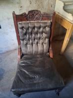 Bijzondere antieke stoel, Ophalen