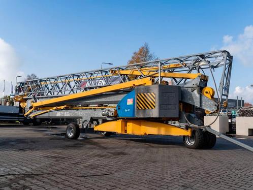 Potain IGO 22 (bj 2005), Zakelijke goederen, Machines en Bouw | Kranen en Graafmachines, Kraan