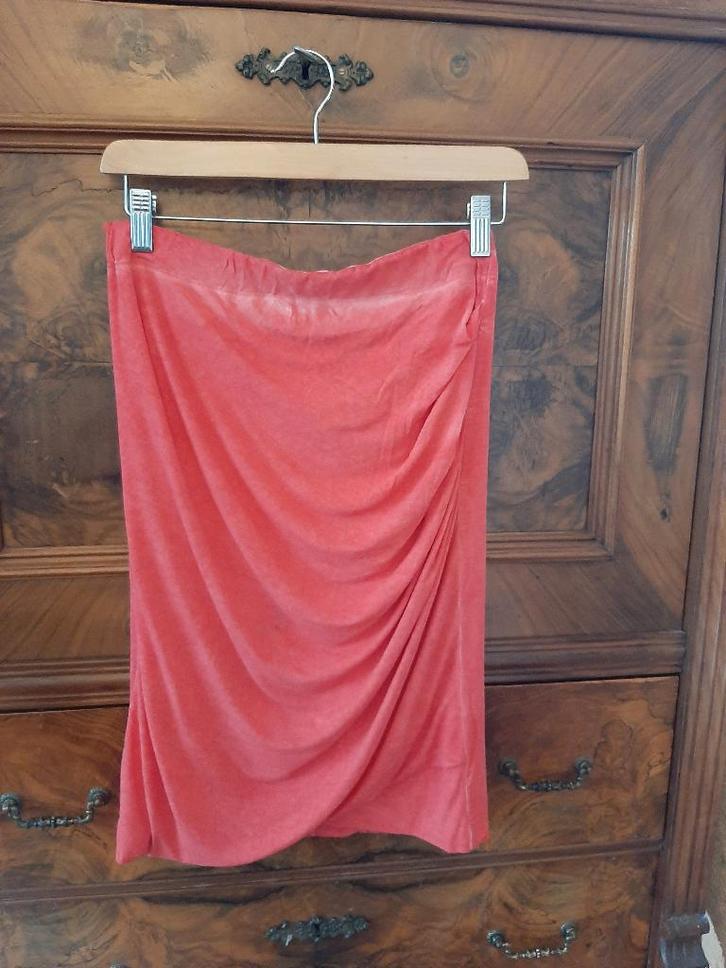 Josephine & Co zalmkleurige rok M, Kleding | Dames, Rokken, Zo goed als nieuw, Maat 38/40 (M), Oranje, Onder de knie, Ophalen of Verzenden