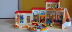 Playmobil school (5570) + kinderdagverblijf (5567) + gymzaal, Kinderen en Baby's, Speelgoed | Playmobil, Complete set, Gebruikt