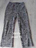 Vanilia top en broek, Kleding | Dames, Broeken en Pantalons, Gedragen, Maat 38/40 (M), Driekwart, Ophalen