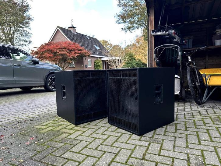 RCF Subwoofer 18", Audio, Tv en Foto, Luidsprekers, Gebruikt, Subwoofer, 120 watt of meer, Overige merken, Ophalen
