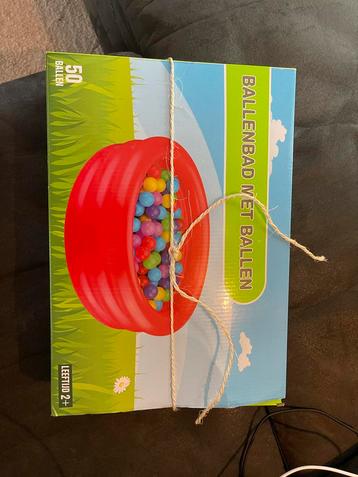 Opblaasbare Ballenbak beschikbaar voor biedingen