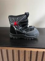 Stoere moonboots met spinnenwebprint! Maat 28, Ophalen of Verzenden