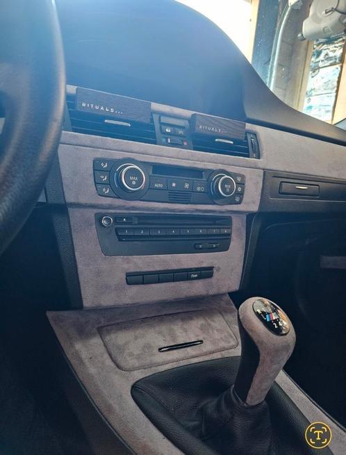 Interieur lijsten bekleden . ( ALCANTRA), Auto diversen, Tuning en Styling, Ophalen of Verzenden
