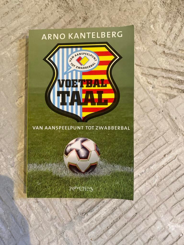 Voetbal Taal - Zo goed als nieuw!, Boeken, Ophalen of Verzenden, Zo goed als nieuw, Balsport