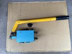 Hydraulique pomp € 25,00, Ophalen, Gebruikt