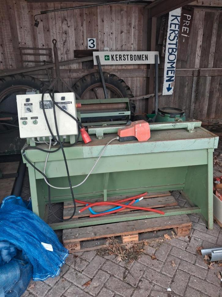 Elektrische kraalbank - AMGA Hegel Holland, Doe-het-zelf en Verbouw, Gereedschap | Overige machines, Ophalen of Verzenden