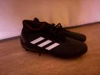 Adidas voetbalschoenen, Maat XS of kleiner, Ophalen of Verzenden, Zo goed als nieuw, Schoenen