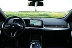 BMW X1 xDrive25e M Sport 220pk Navigatie/Stoelverwarming/Cam, Auto's, BMW, Gebruikt, Zwart, Wit, Vierwielaandrijving