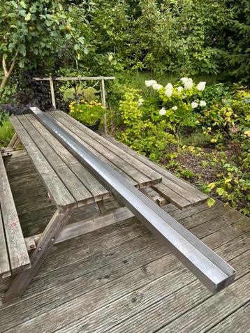 RVS dakgoot 332x10x5cm beschikbaar voor biedingen