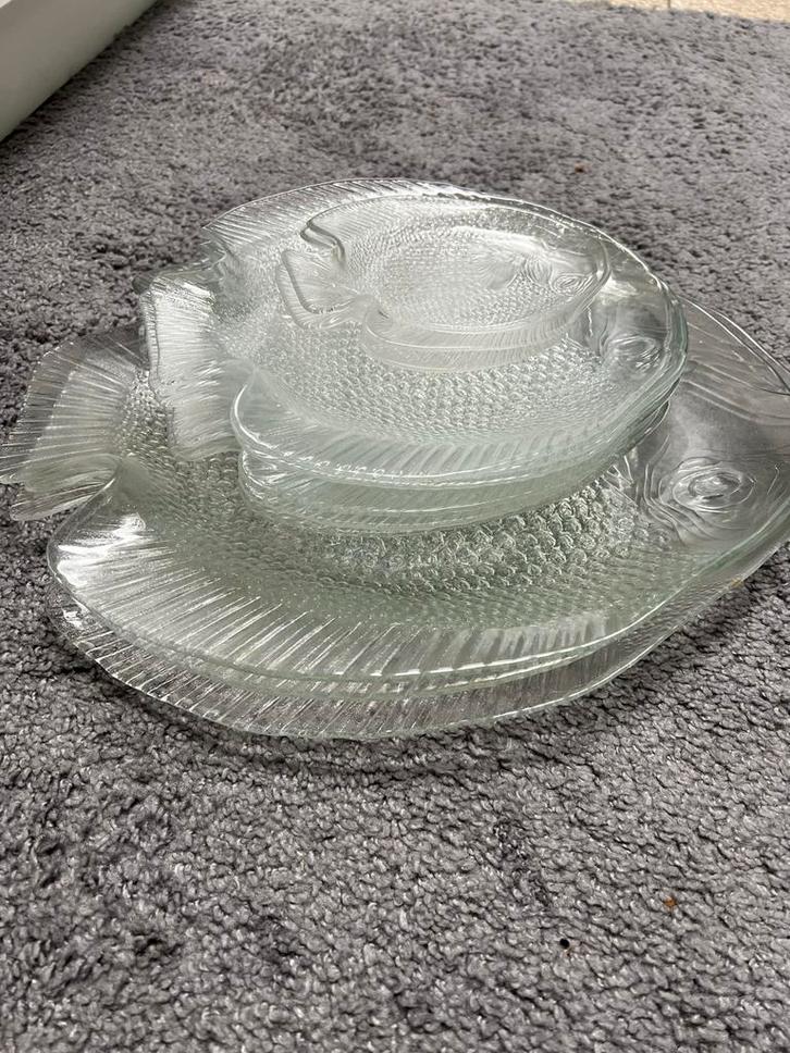 Glazen Servies - Visborden en IJscoupes, Huis en Inrichting, Keuken | Servies, Zo goed als nieuw, Overige typen, Effen, Glas, Ophalen