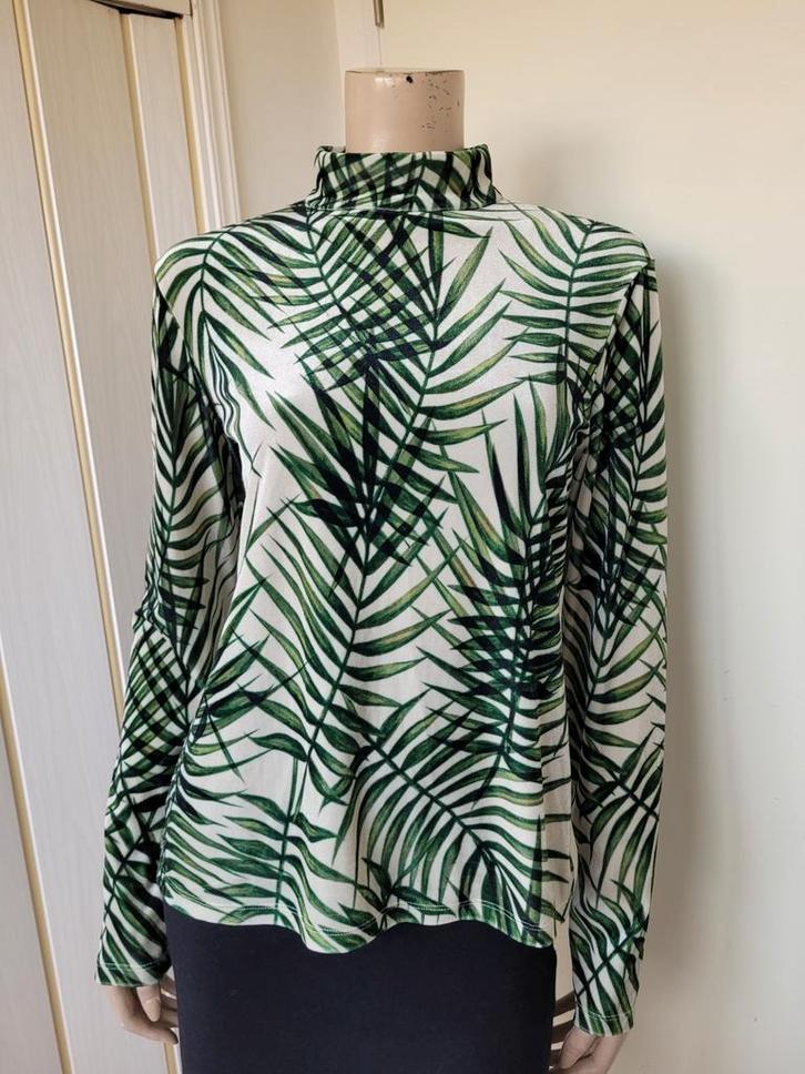 Vanilia trui velours col maat L, Kleding | Dames, Truien en Vesten, Zo goed als nieuw, Maat 38/40 (M), Groen, Ophalen of Verzenden