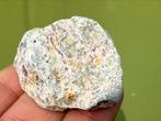 Robijn in Matrix mineralen UV Actief, Verzamelen, Mineralen en Fossielen, Ophalen of Verzenden, Mineraal