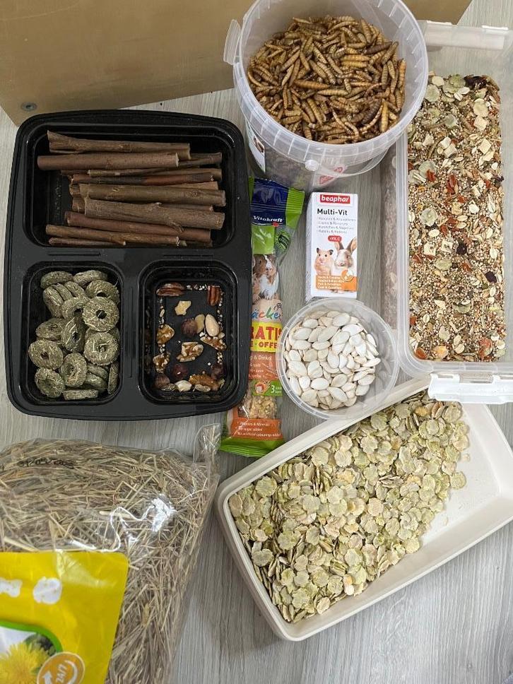 Hamster/cavia voeding, Dieren en Toebehoren, Knaagdieren en Konijnen | Toebehoren, Zo goed als nieuw, Knaagmateriaal, Ophalen