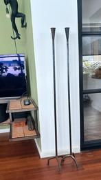 2 smeedijzeren kandelaars, Ophalen, Zo goed als nieuw, Minder dan 100 cm
