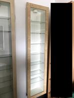 2x Ikea bertby vitrinekast, Huis en Inrichting, Met deur(en), Minder dan 25 cm, Minder dan 50 cm, Modern