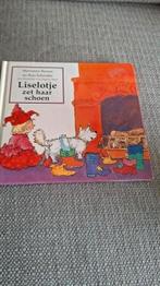 Marianne Busser - Liselotje zet haar schoen, Fictie algemeen, Ophalen of Verzenden, Zo goed als nieuw, Marianne Busser; Ron Schröder