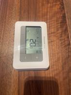 Honeywell klokthermostaat T4, Doe-het-zelf en Verbouw, Thermostaten, Ophalen of Verzenden, Zo goed als nieuw