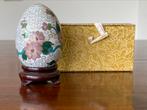 Chinees cloisonné ei op houten voet, Ophalen of Verzenden