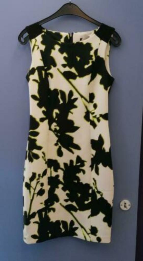 Steps koker jurk soort neopreen zwart/wit/neongeel 36 37726, Kleding | Dames, Jurken, Zo goed als nieuw, Maat 36 (S), Zwart, Boven de knie