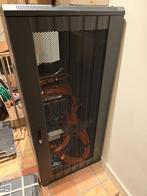 Patchkast/serverkast op wielen (kan ook zonder), Computers en Software, Serverkasten, Ophalen, Zo goed als nieuw