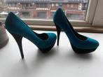 Schoenen, Overige kleuren, Ophalen of Verzenden, Zo goed als nieuw, Schoenen met hoge hakken